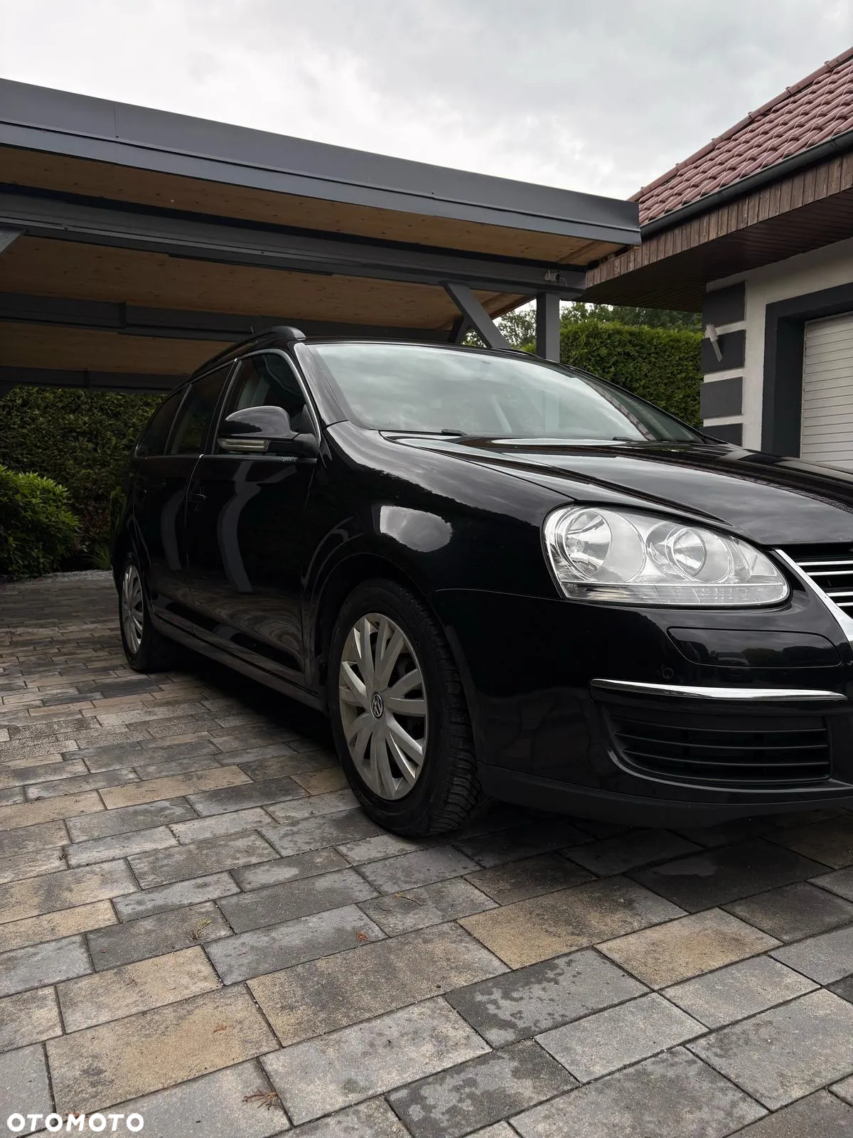 Volkswagen Golf - 2