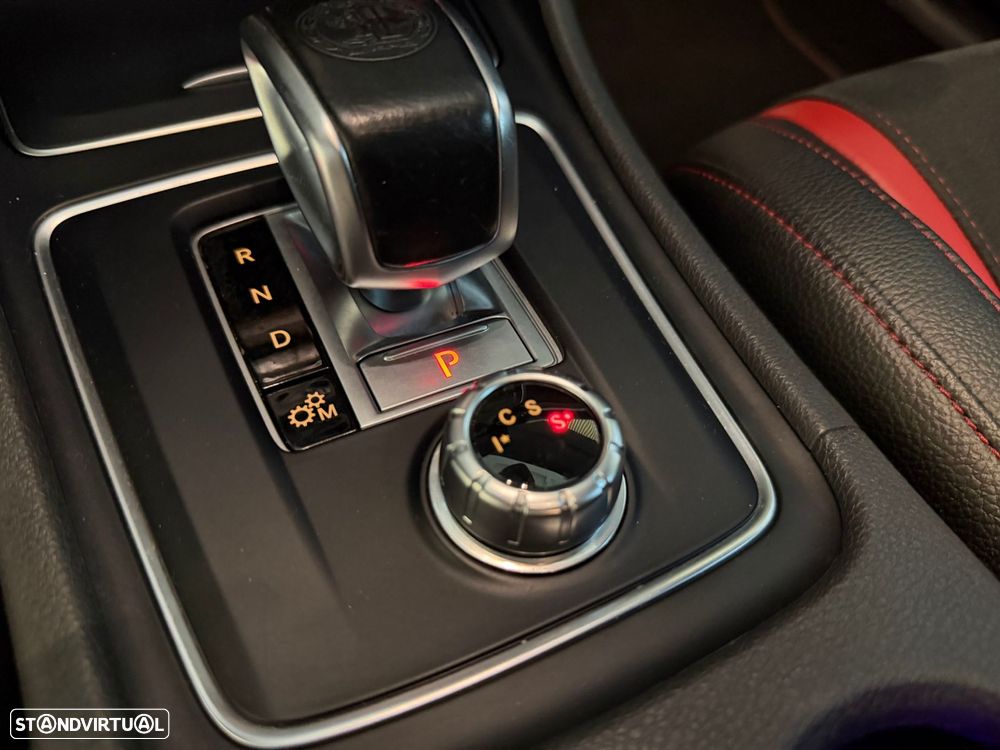 Mercedes-Benz CLA 45 AMG Shooting Brake 4-Matic - 21