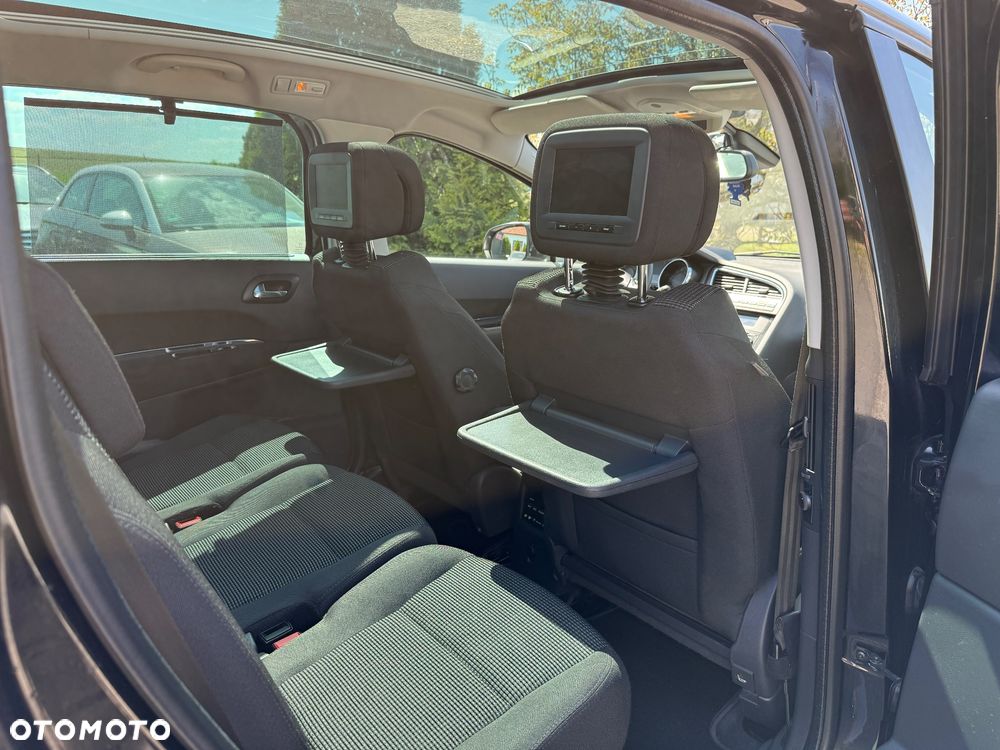 Peugeot 5008 1.6 THP Active - 15