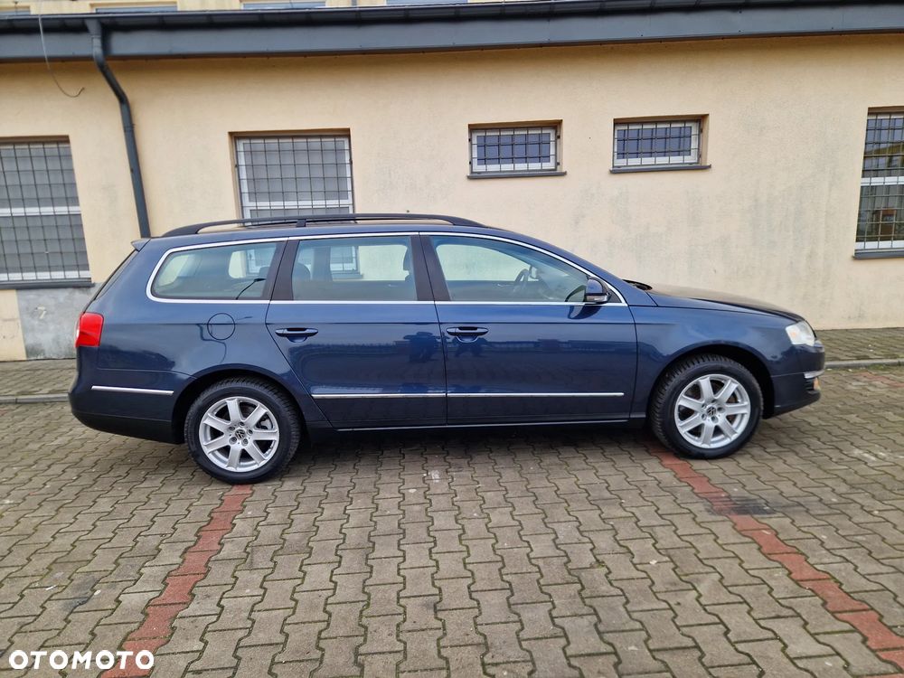 Volkswagen Passat 1.9 TDI Comfortline - 3