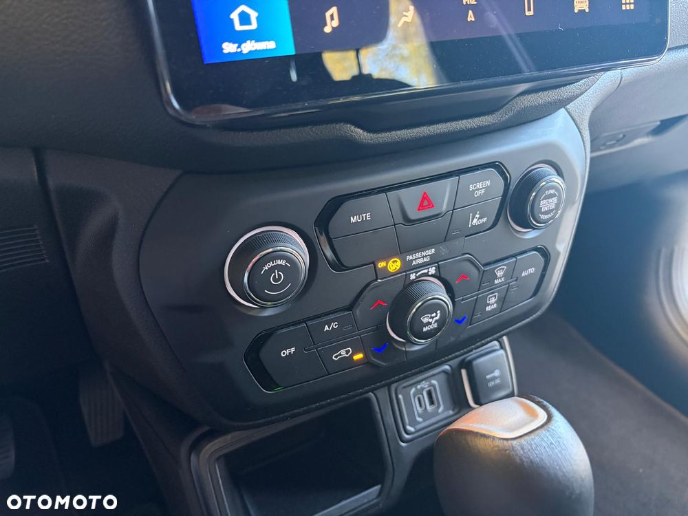 Jeep Renegade 1.5 T4 mHEV Limited FWD S&S DCT - 19