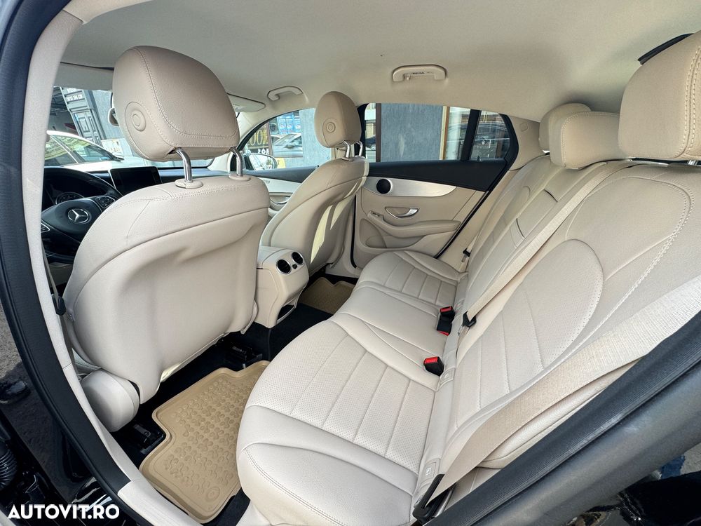 Mercedes-Benz GLC 250 4MATIC - 15