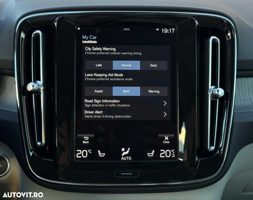 Volvo XC 40 - 33