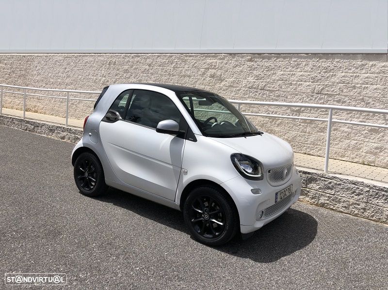 Smart ForTwo Coupé 1.0 mhd Passion 71 Softouch - 1