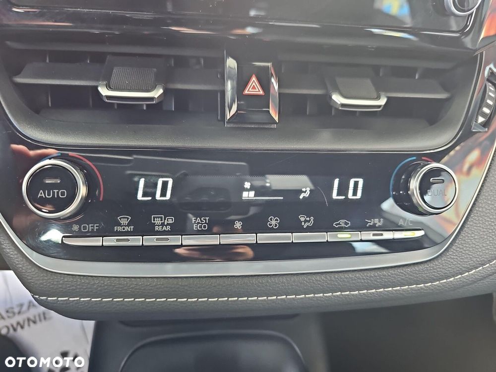 Toyota Corolla - 28