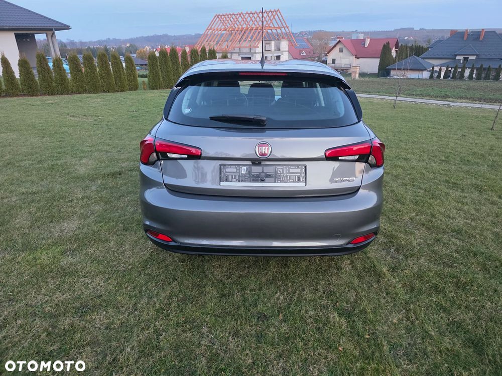Fiat Tipo 1.4 16V More - 28