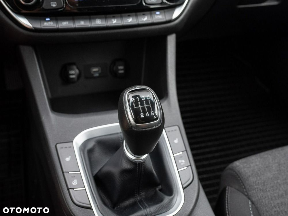 Hyundai i30 1.5 DPI Comfort - 16