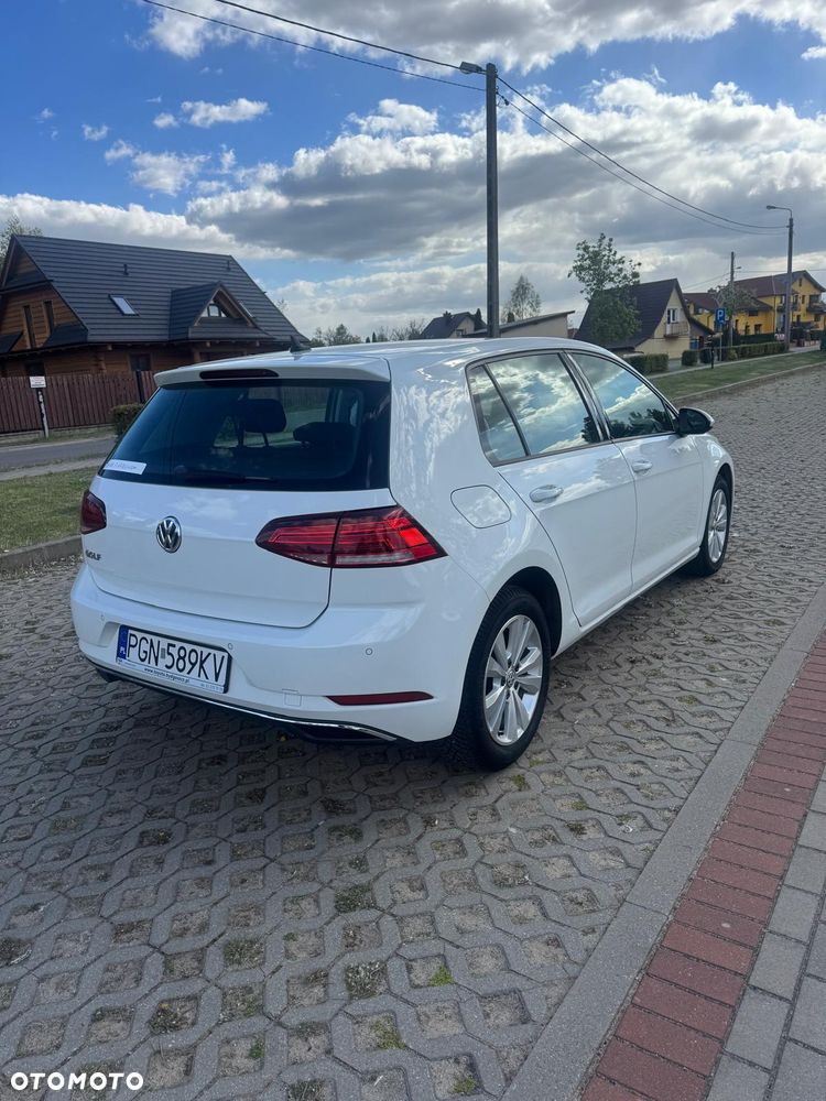 Volkswagen Golf - 3