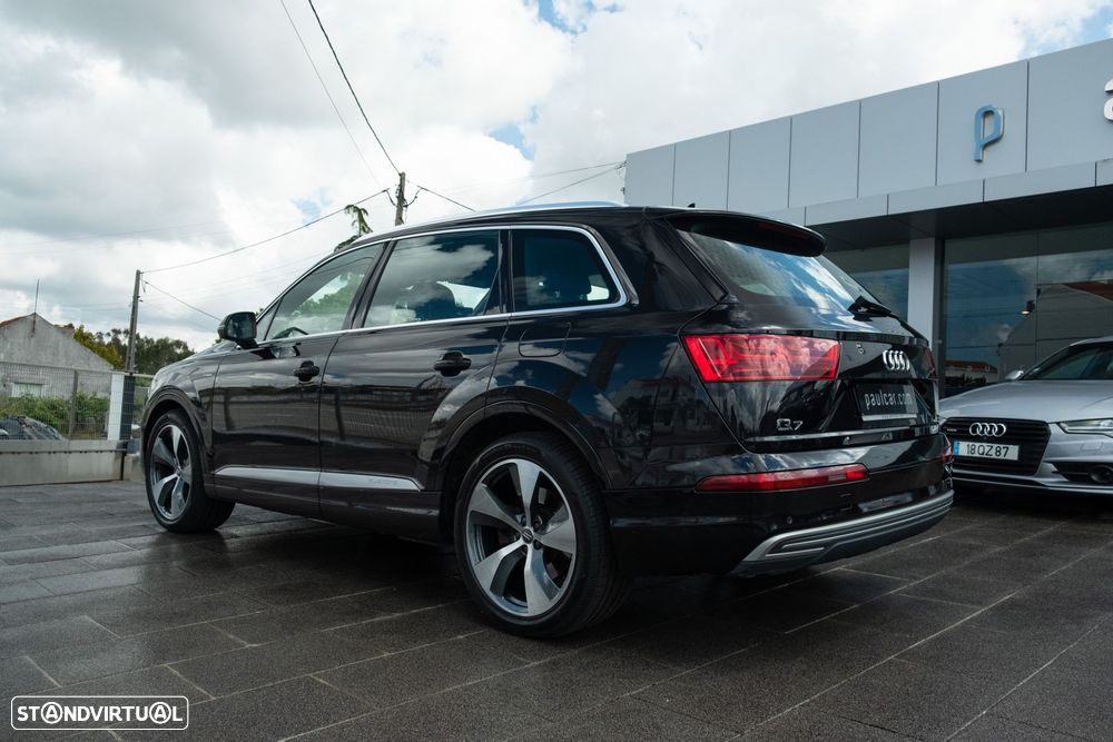 Audi Q7 - 3