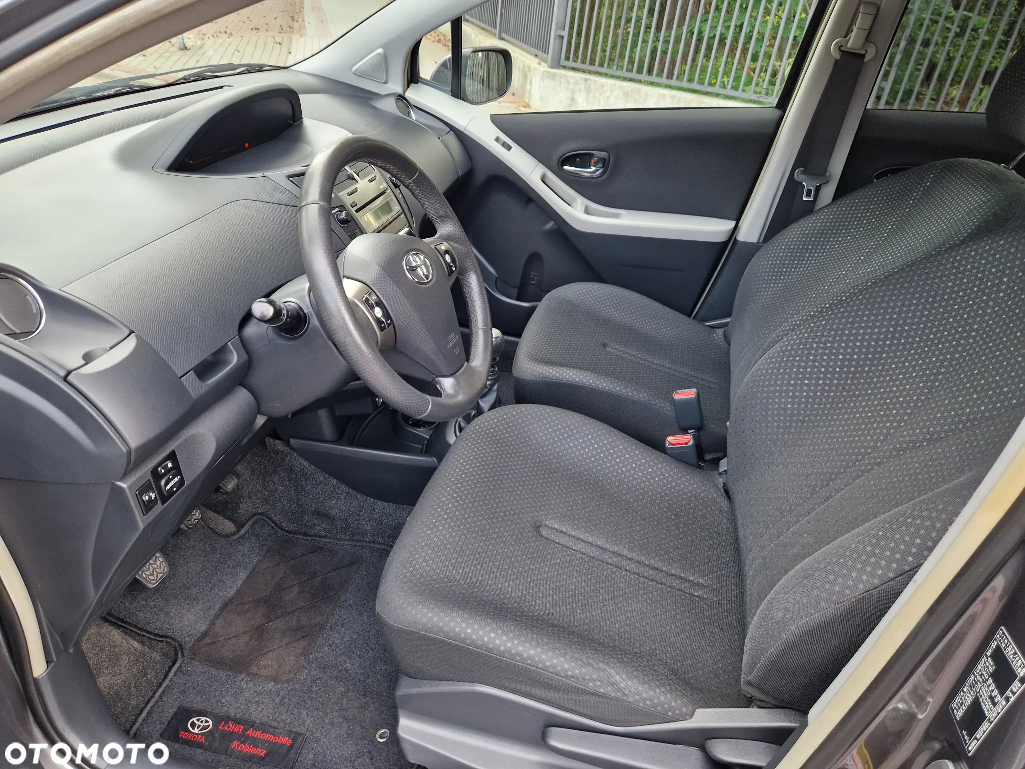 Toyota Yaris 1.33 Sol - 16