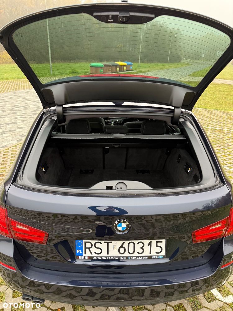 BMW Seria 5 525d xDrive Touring Sport-Aut Modern Line - 38