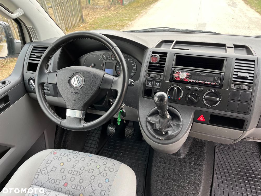 Volkswagen Transporter - 7