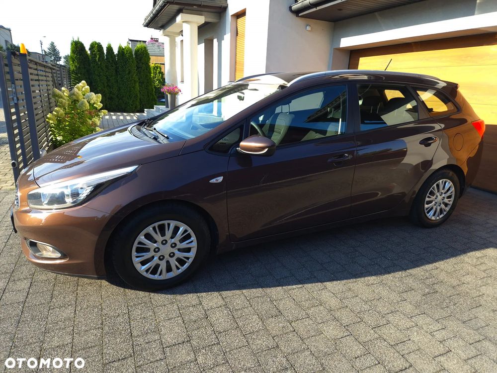 Kia Ceed 1.6 GDI Spirit - 2