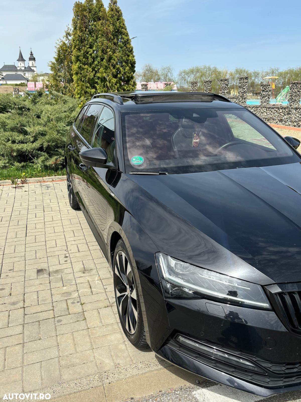 Skoda Superb 2.0 TDI DSG Sportline - 2