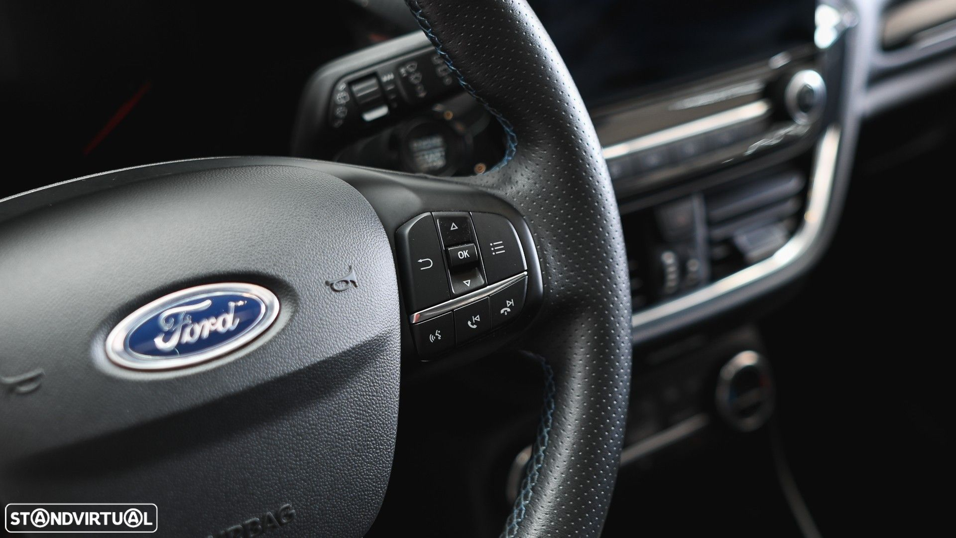 Ford Fiesta 1.5 EcoBoost S&S ST X - 49