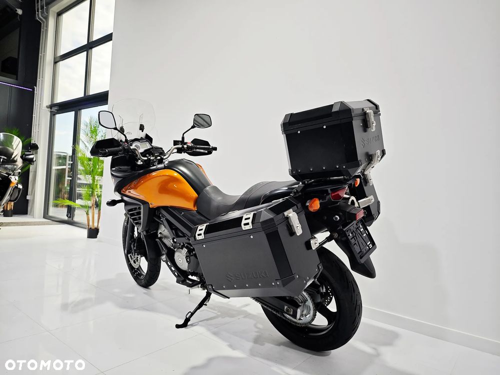 Suzuki V-STROM - 13