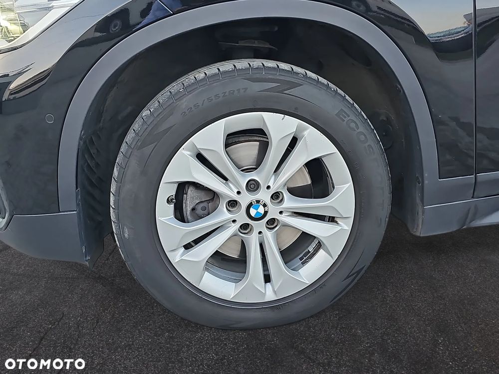 BMW X1 xDrive18d xLine - 12