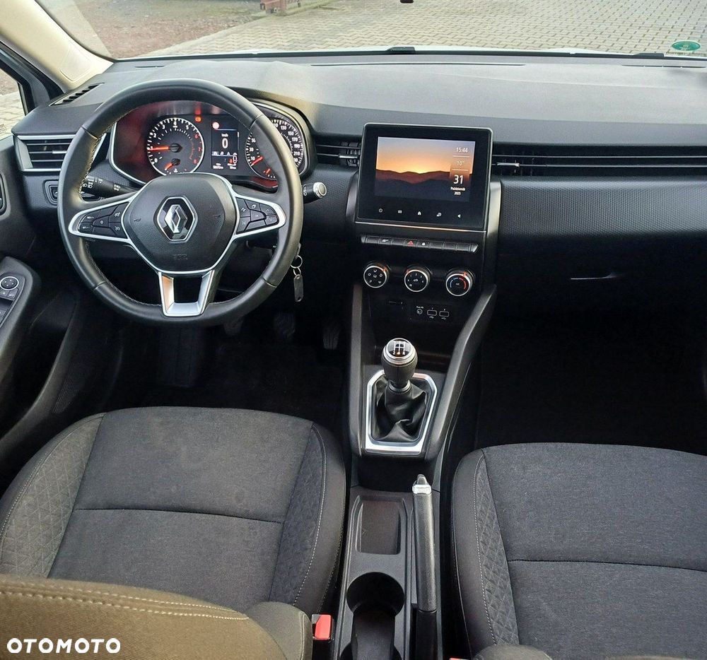 Renault Clio - 8