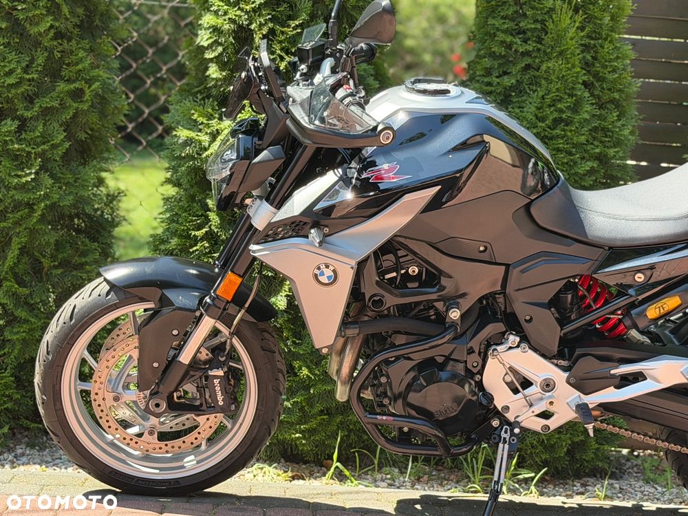 BMW F - 20