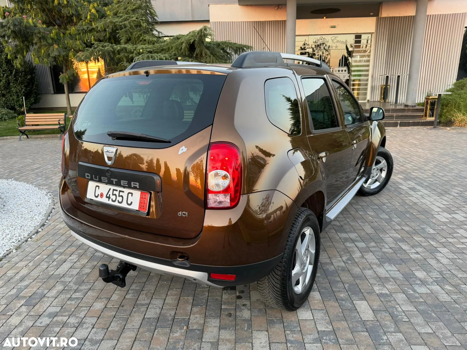Dacia Duster 1.5 dCi 4x4 Laureate - 4