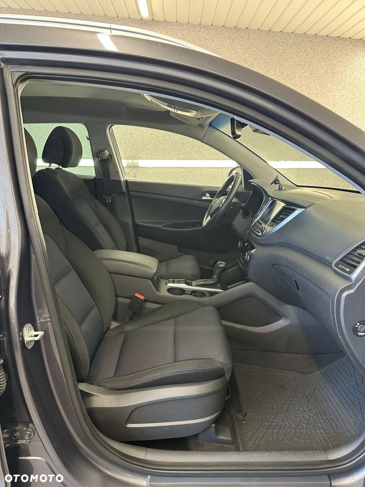 Hyundai Tucson 1.7 CRDI BlueDrive Style 2WD DCT - 12