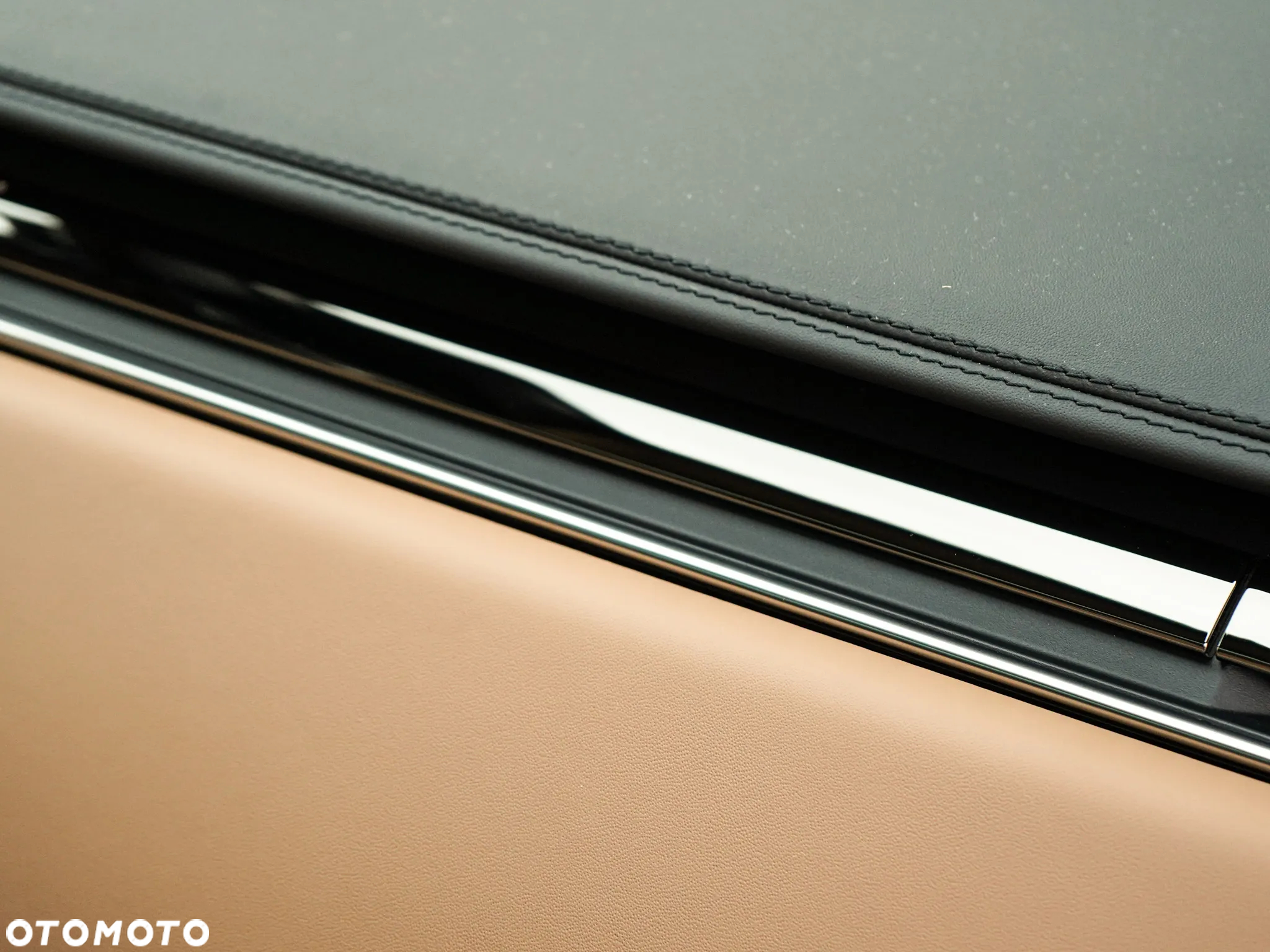 Land Rover Range Rover D350 Autobiography - 12