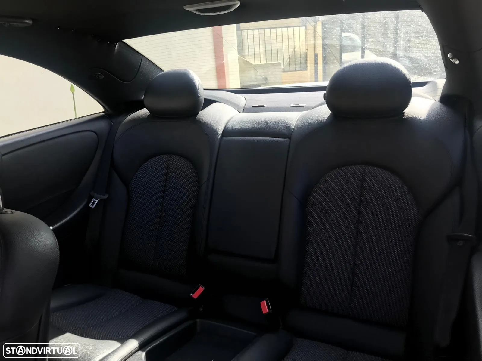 Mercedes-Benz CLK 220 CDi Avantgarde Aut. - 16