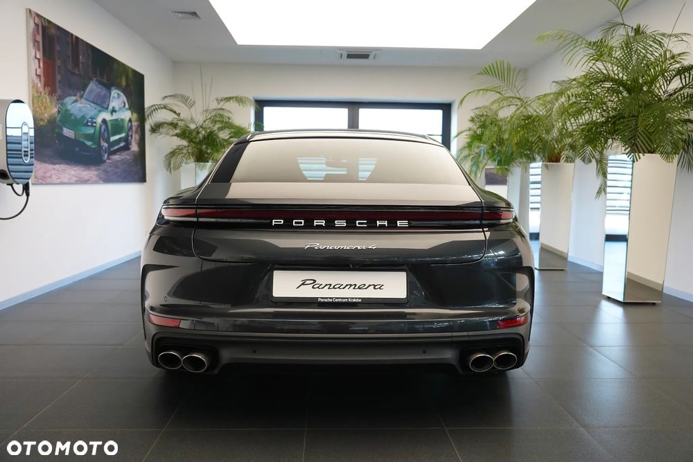 Porsche Panamera 4 - 4