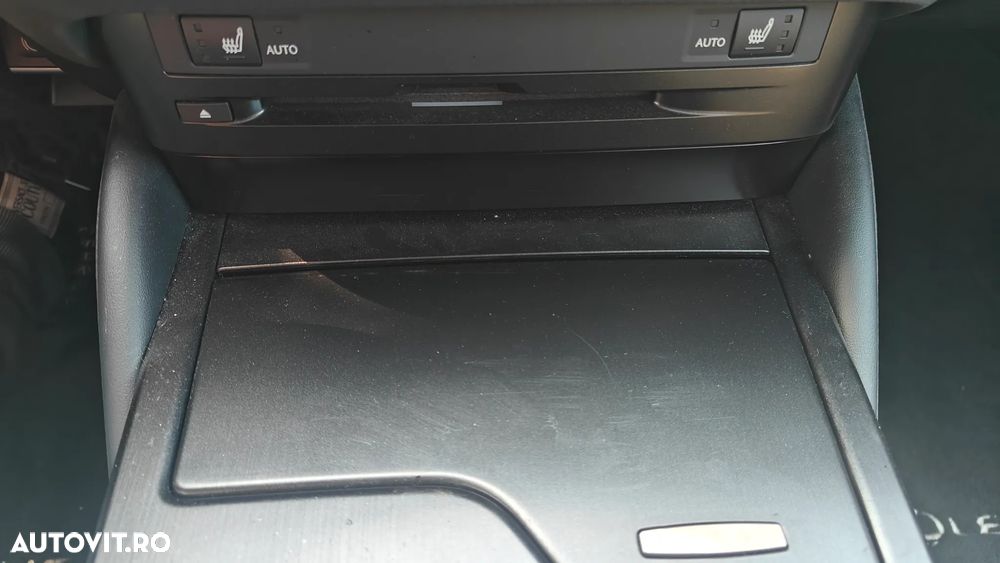 Lexus Seria ES 300h Executive Line - 27