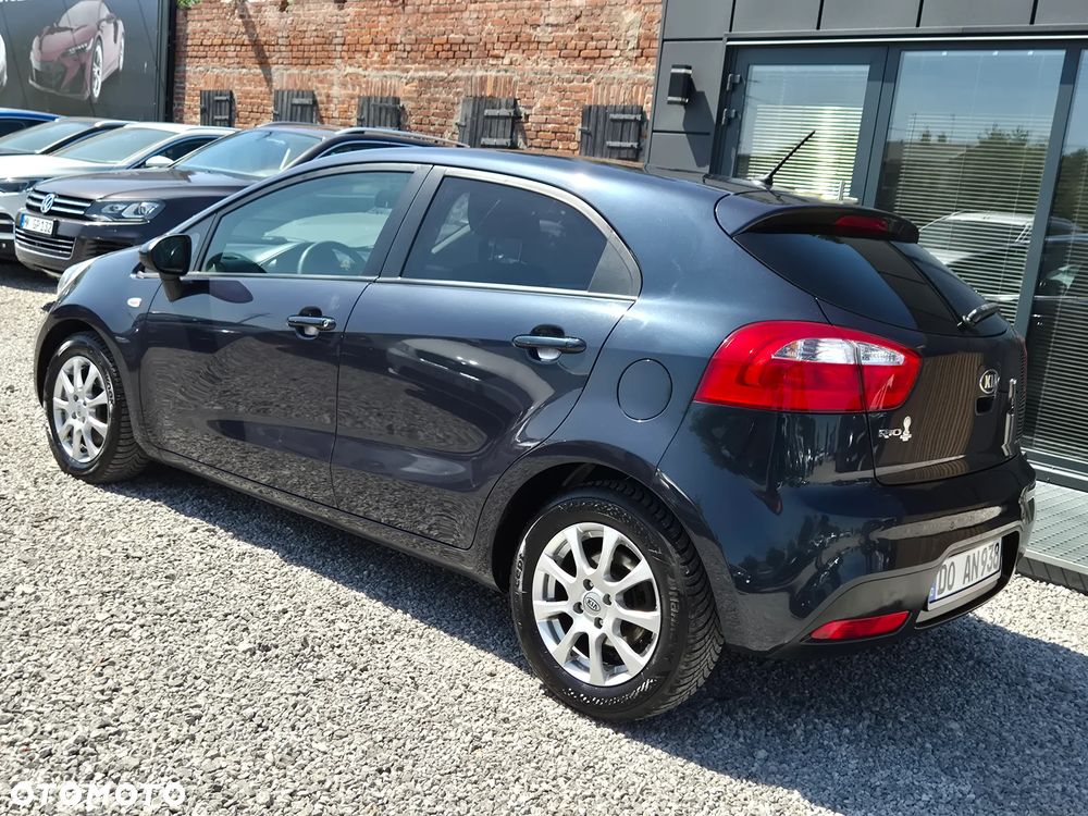 Kia Rio 1.2 Business Line - 7