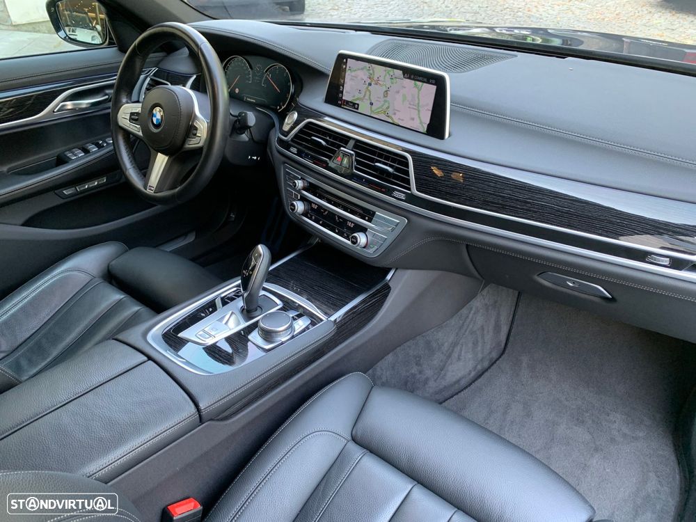 BMW 725 d Pack M - 9
