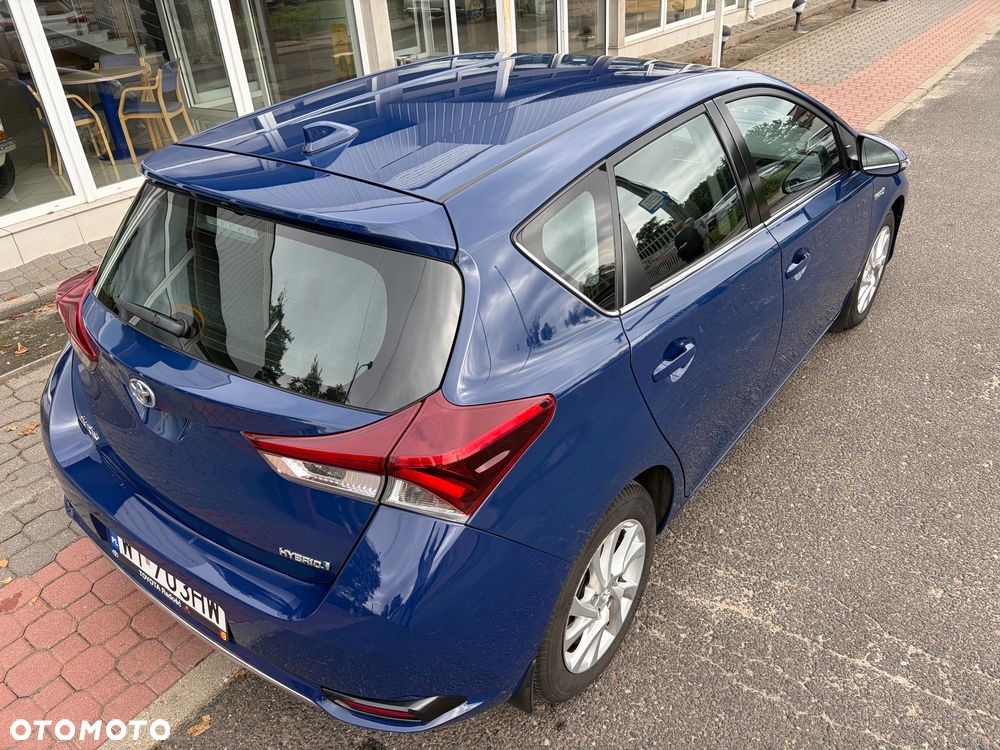 Toyota Auris - 12