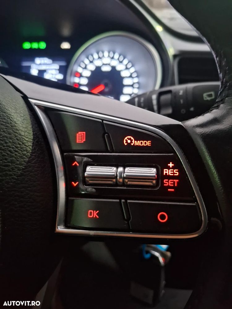 Kia Ceed Cee'd 1.4 GSL Best - 19