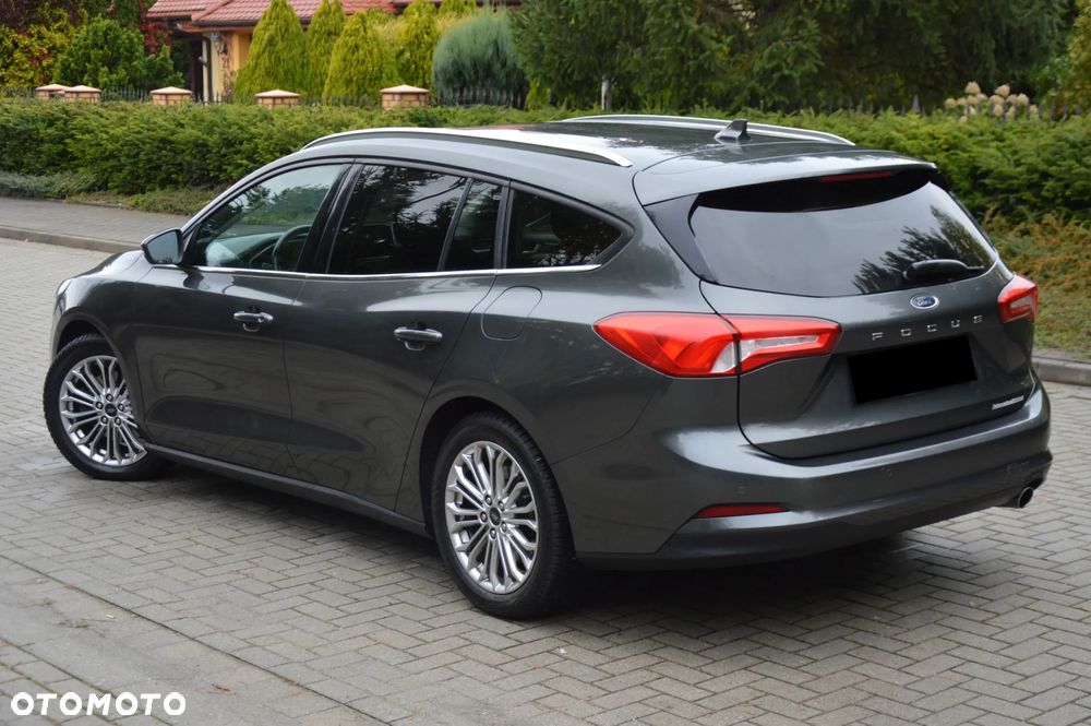 Ford Focus 2.0 EcoBlue Titanium - 4