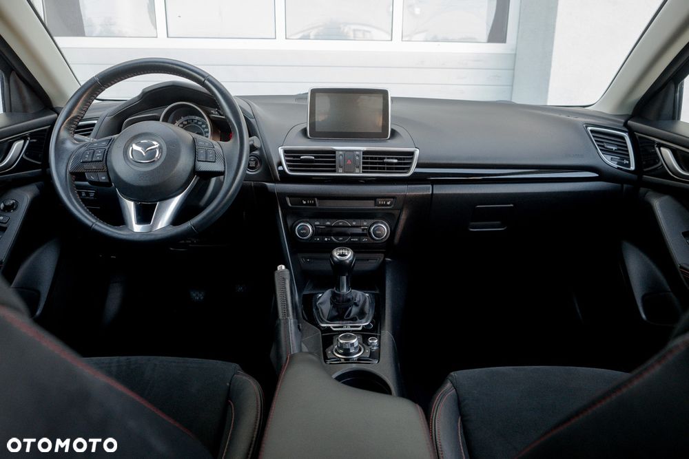 Mazda 3 SKYACTIV-G 120 NAKAMA - 37