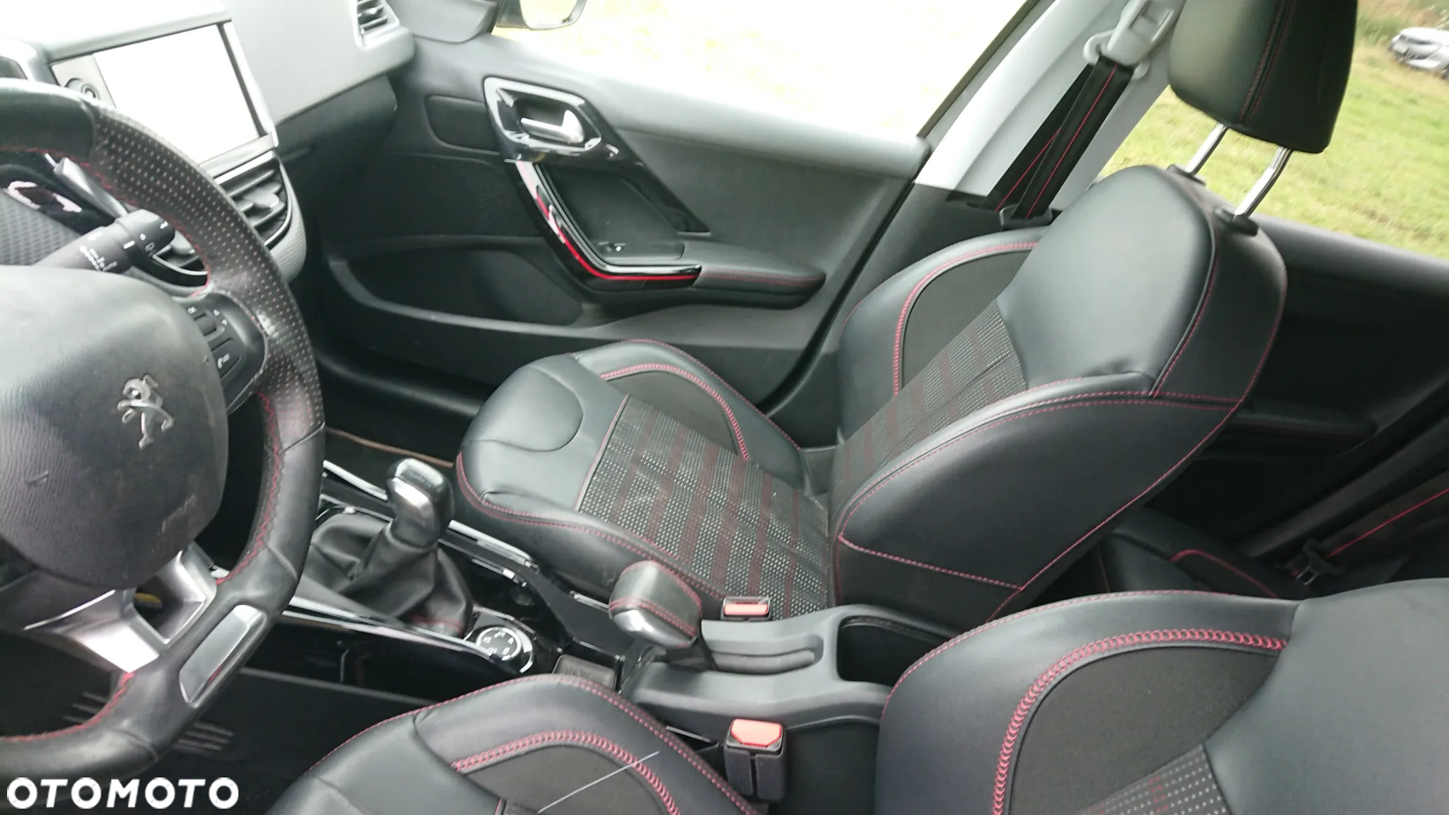 Peugeot 2008 PureTech 110 Stop&Start GT-Line Edition - 38