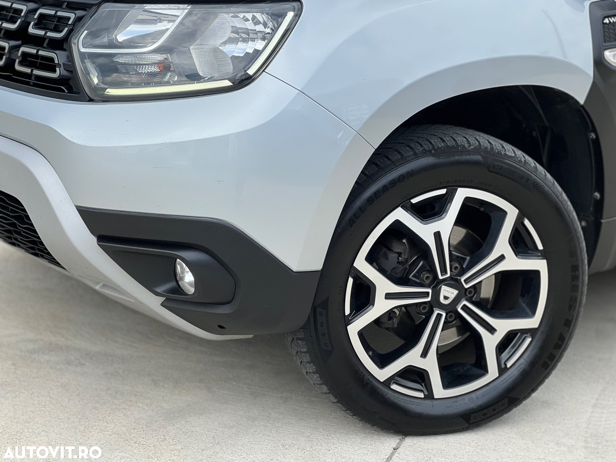 Dacia Duster Blue dCi 115 4WD Celebration - 25