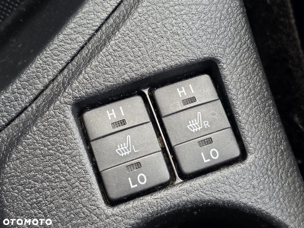 Toyota Auris 1.8 HSD Luna - 29