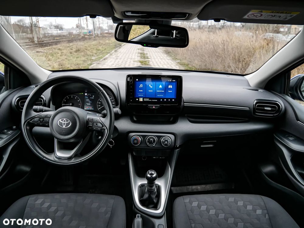 Toyota Yaris - 33