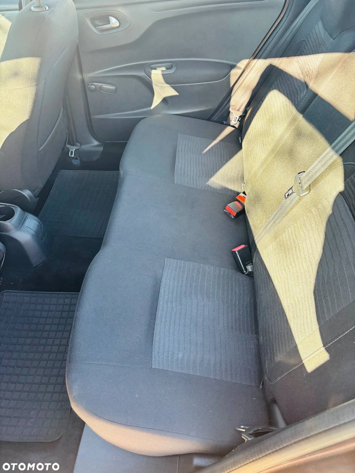Peugeot 301 1.2 VTi/Pure Tech Active - 4