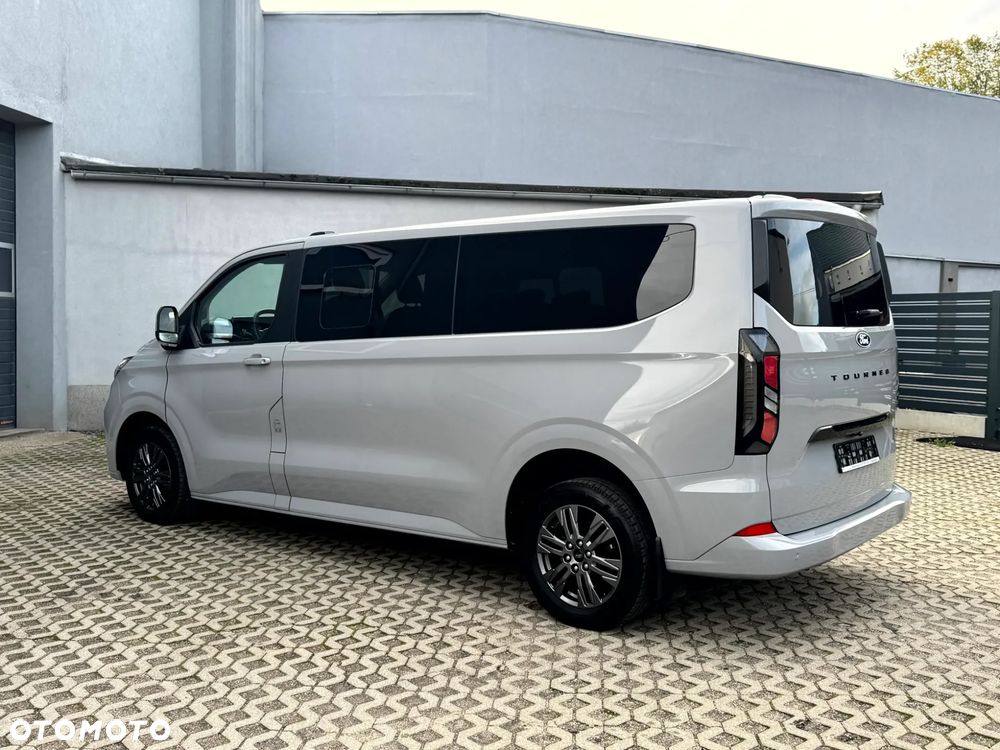 Ford Tourneo Custom L2H1 VA Autm Titanium - 21