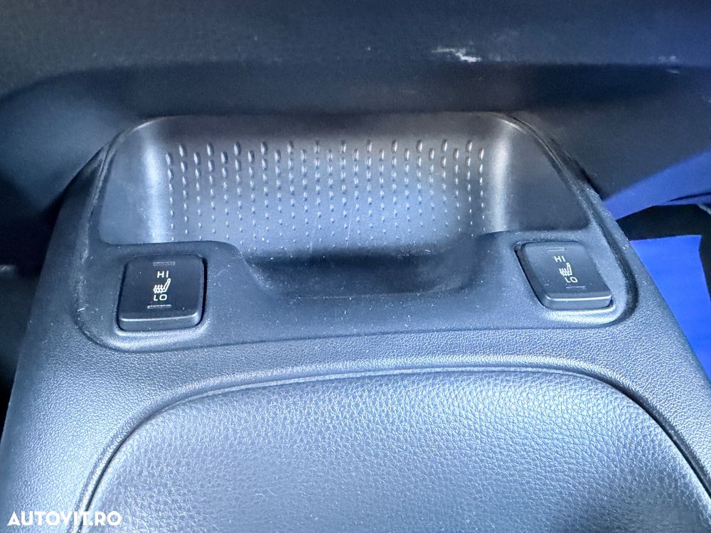 Toyota Corolla 1.8 HSD TS Exclusive - 19