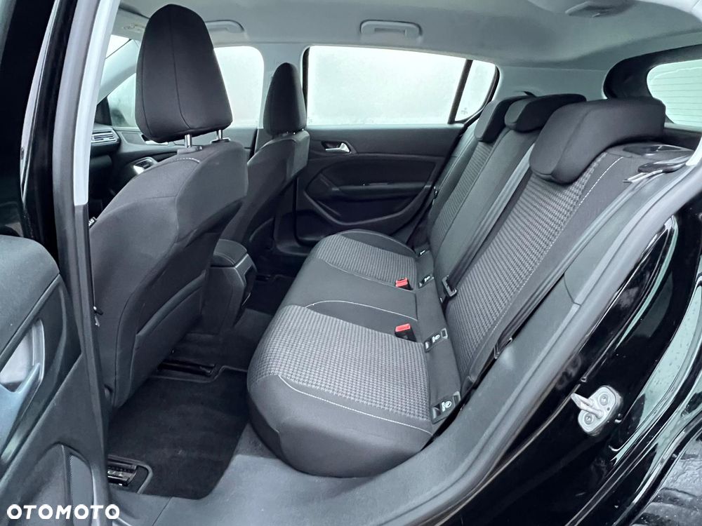 Peugeot 308 BlueHDi 130 Active Pack - 18