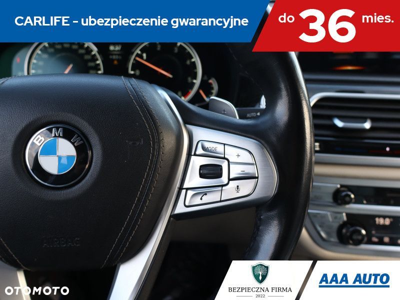 BMW Seria 7 - 18