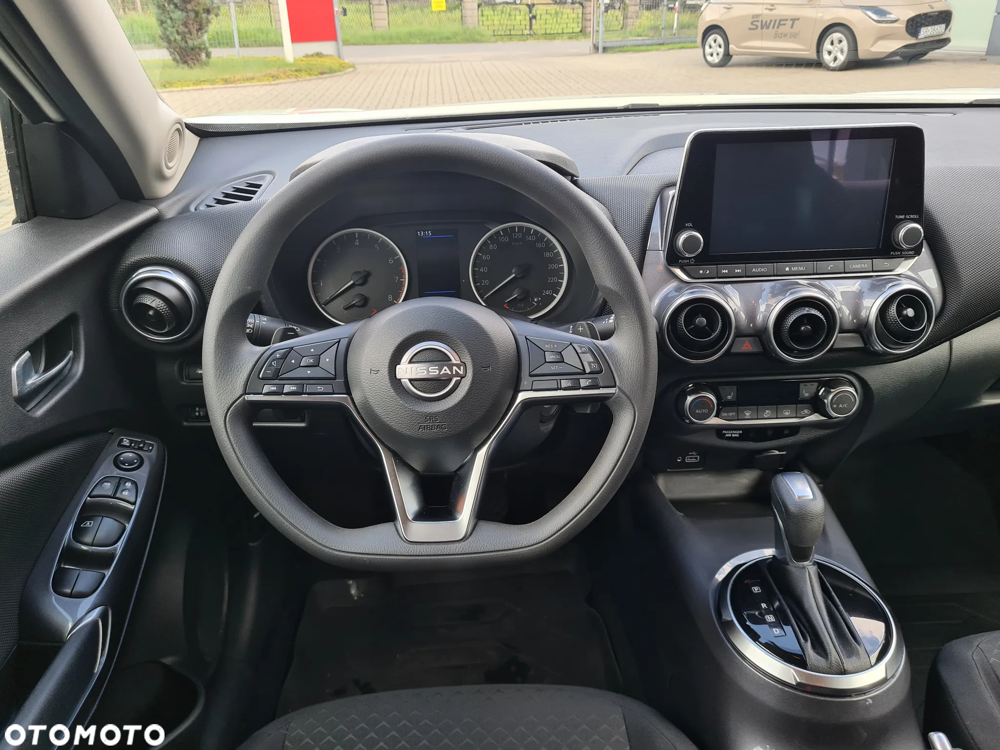 Nissan Juke 1.0 DIG-T Acenta DCT - 8