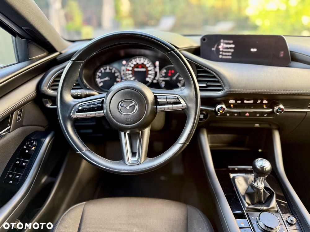 Mazda 3 - 10