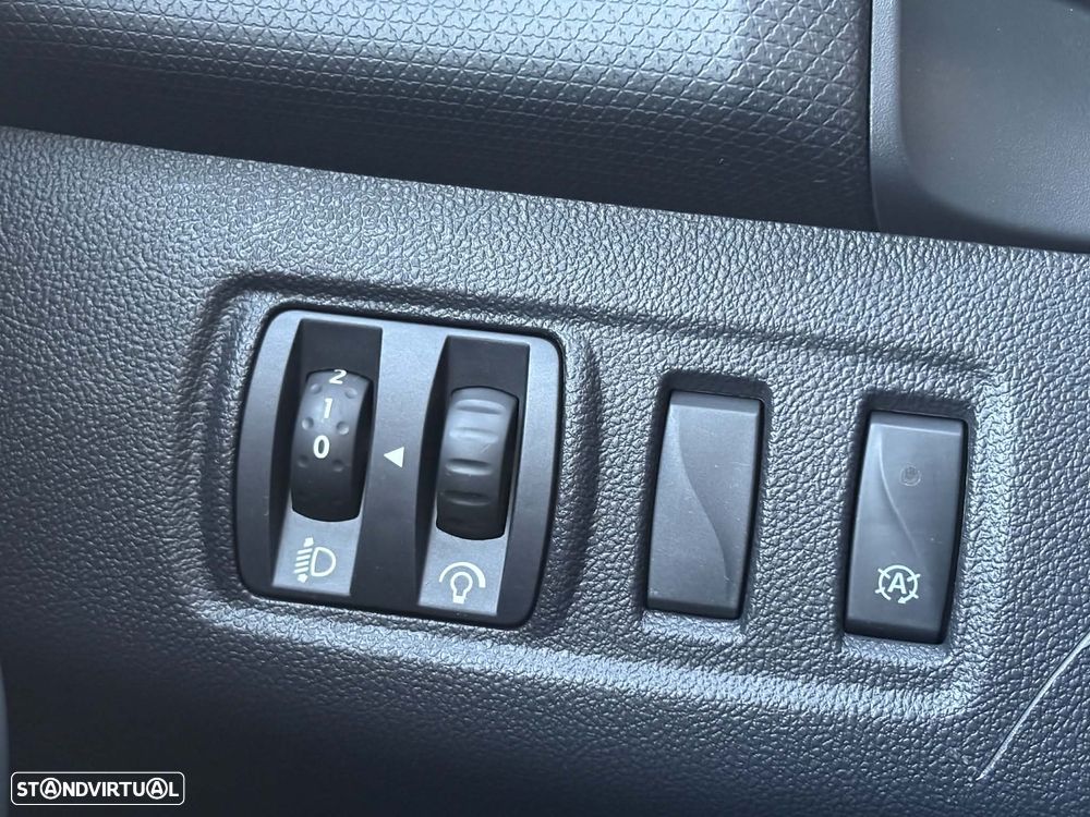 Renault Clio 1.5 dCi Limited EDC - 18