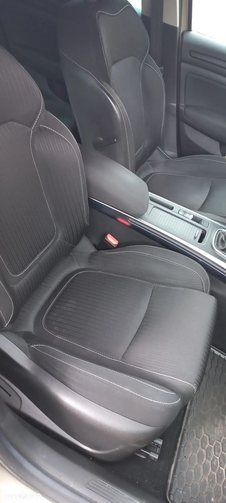 Renault Megane 1.3 TCe FAP Winter Edition - 6