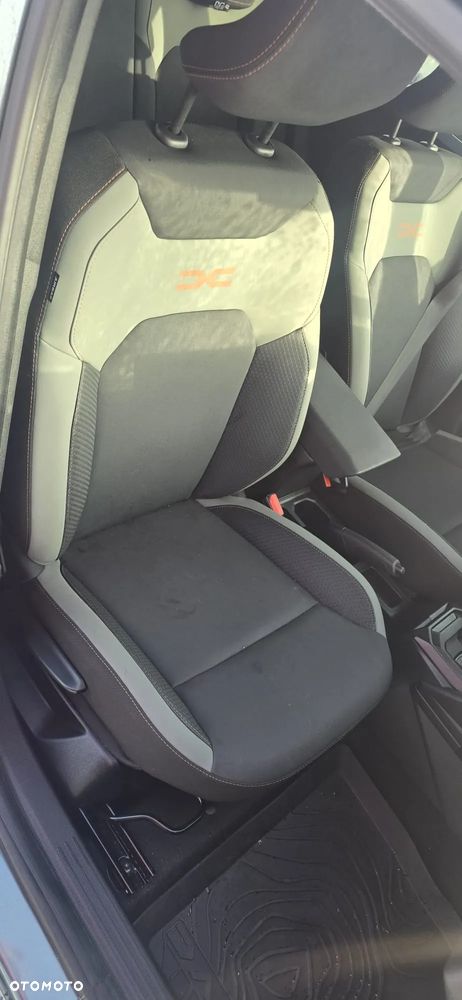 Dacia Duster 140 Journey - 11