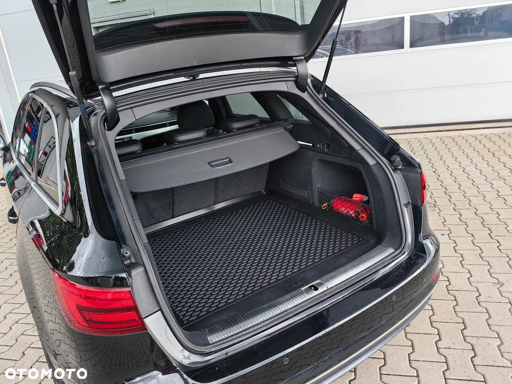 Audi A4 Avant 2.0 TDI DPF clean diesel quattro S line Sportpaket - 28
